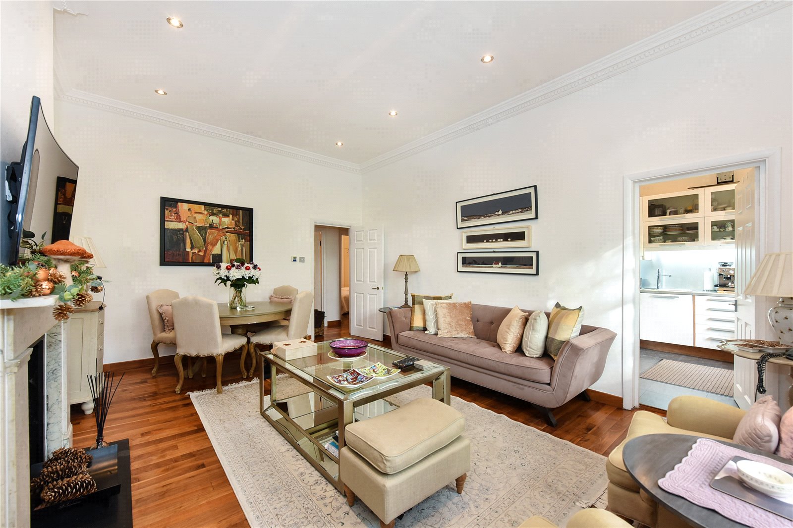 2 bedroom flat for sale 0