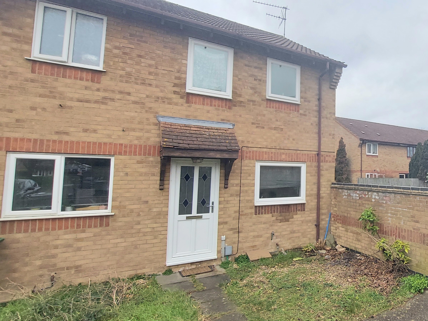 59, Whitacre, Peterborough photo 2