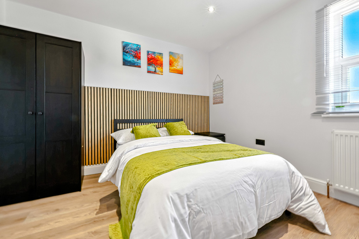1-bed house on Room 8 47, Woodgrange Drive, Southend on Sea, £695/mo