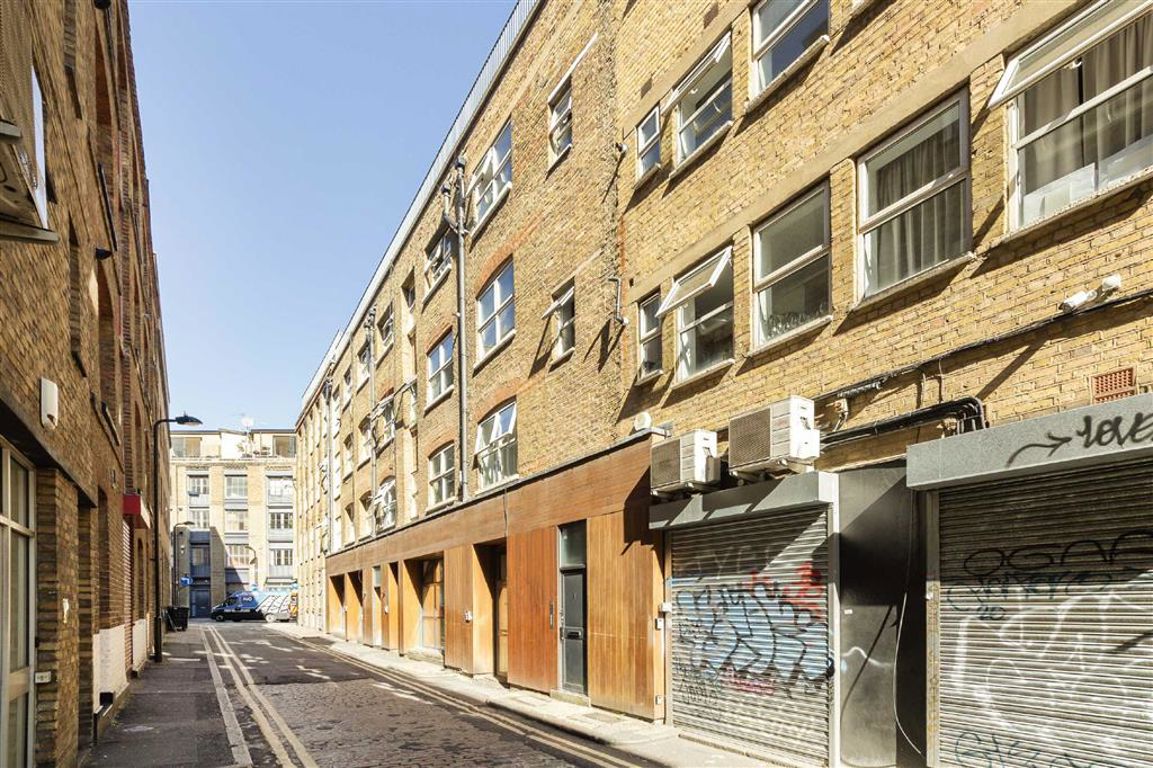 Flat H, 3, Gatesborough Street, London photo 2