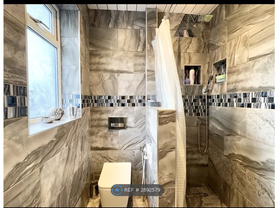 Wheelwright Road, Birmingham photo 4