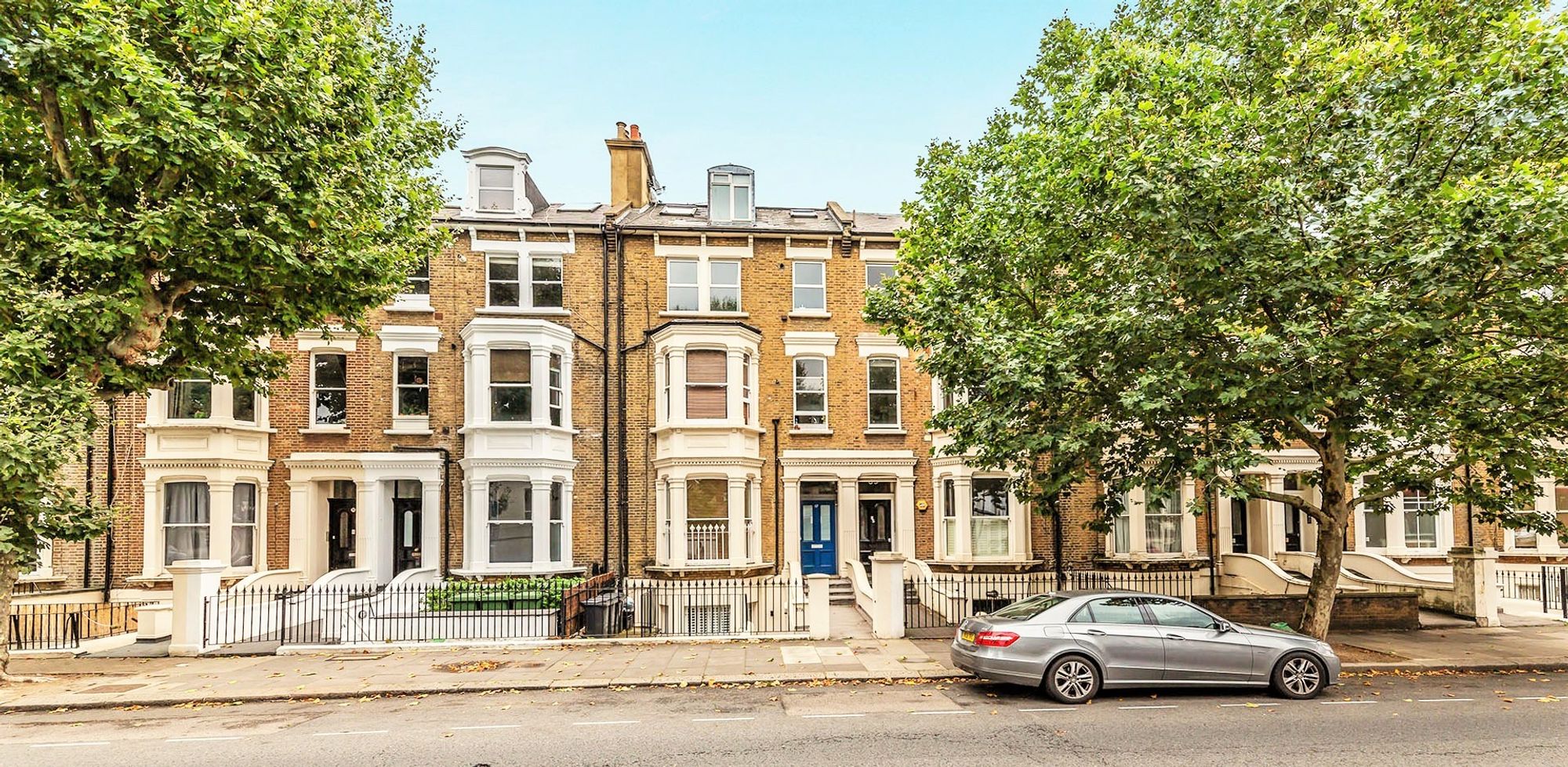 Flat 3, 87 Shirland Road, London photo 2
