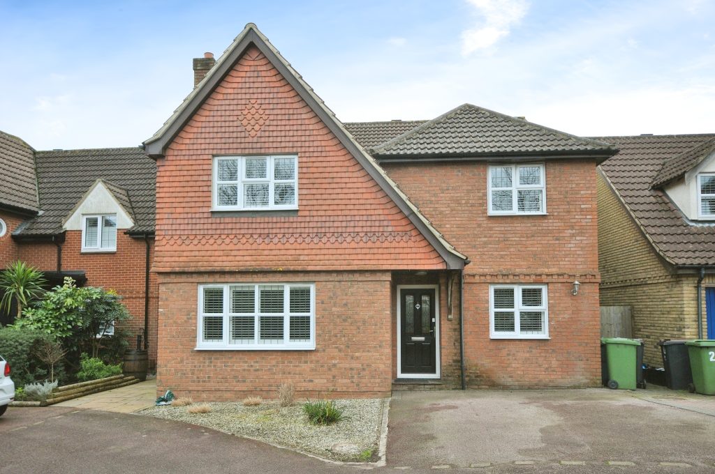 5 bedroom detached new house for sale