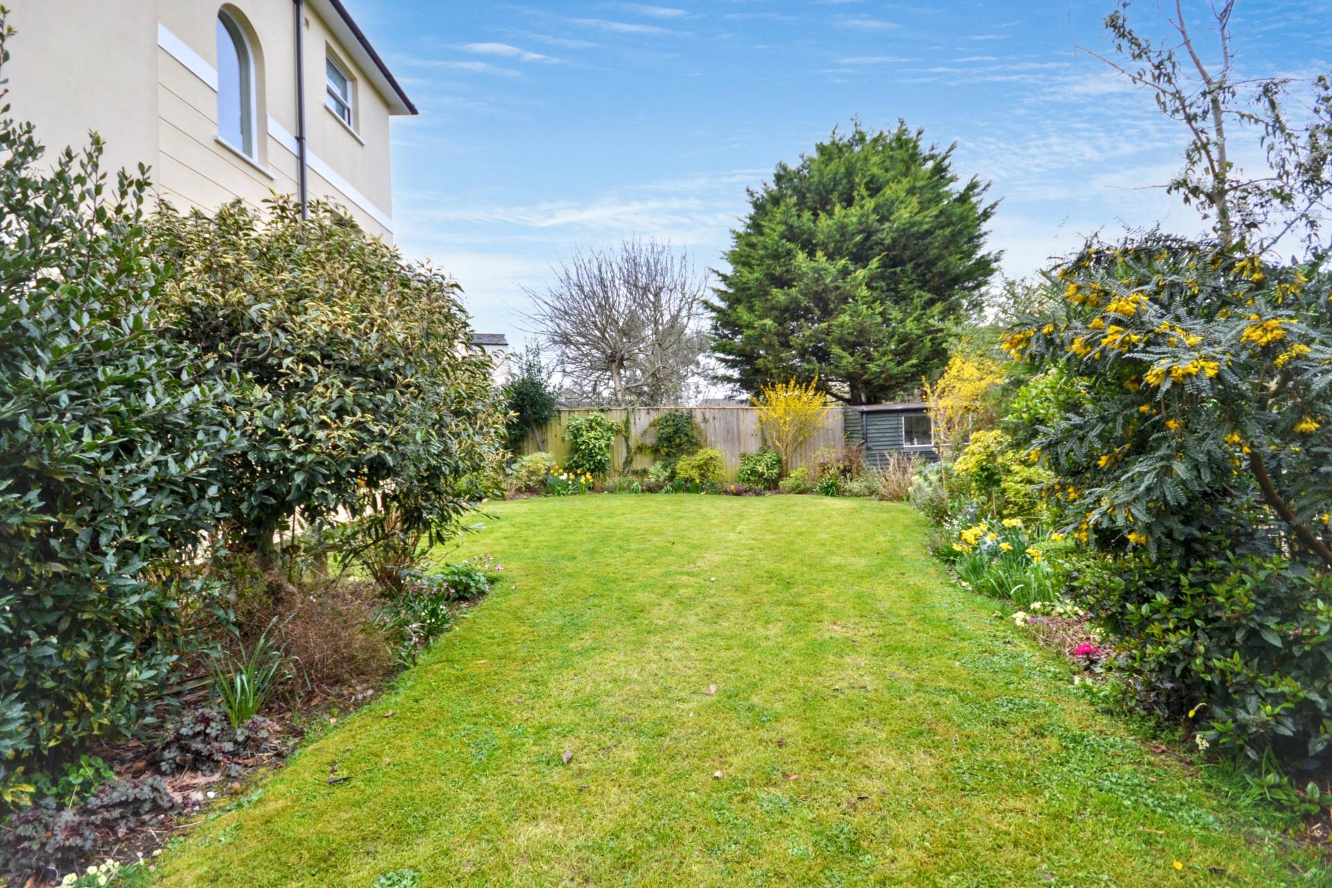 4 bedroom detached house for sale 0