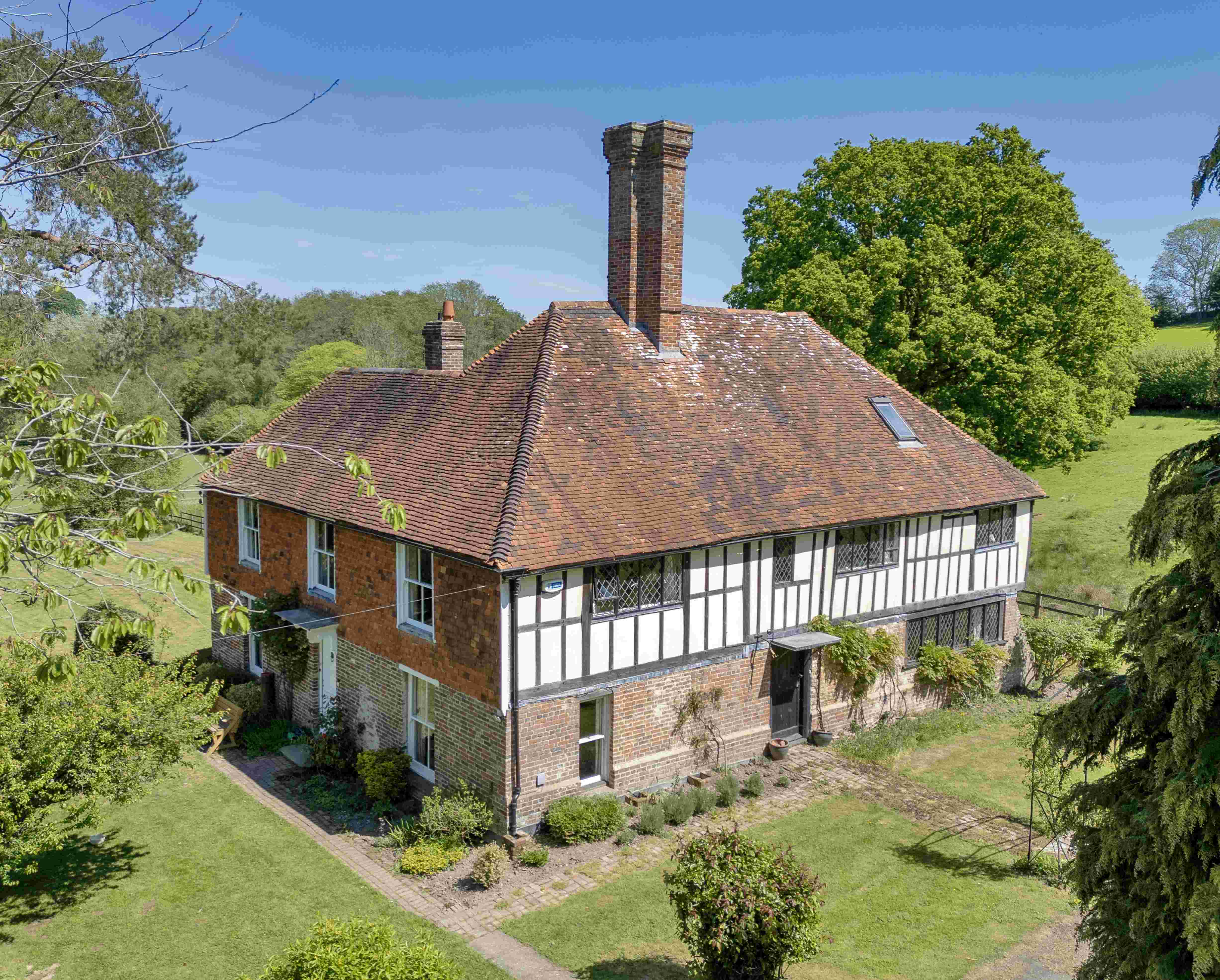 3 bedroom country house for sale 0