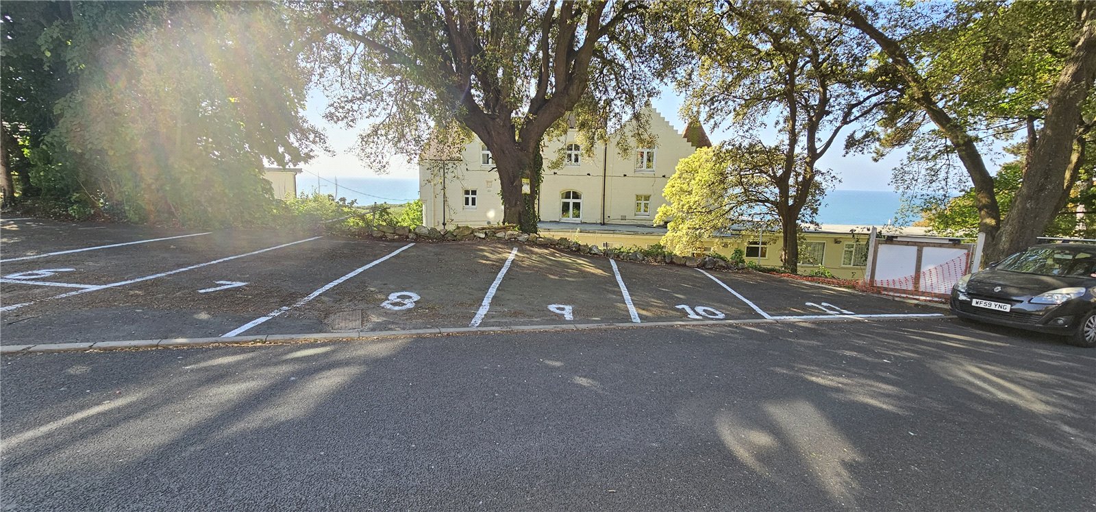 Parking space 4, 54, Madeira Road, Madeira Road photo 4