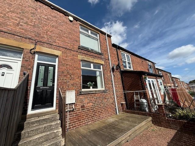 2-bed house on 24, Lister Avenue, Ryton, £105,000