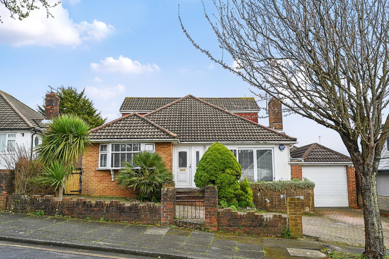 5 bedroom detached house for sale 0
