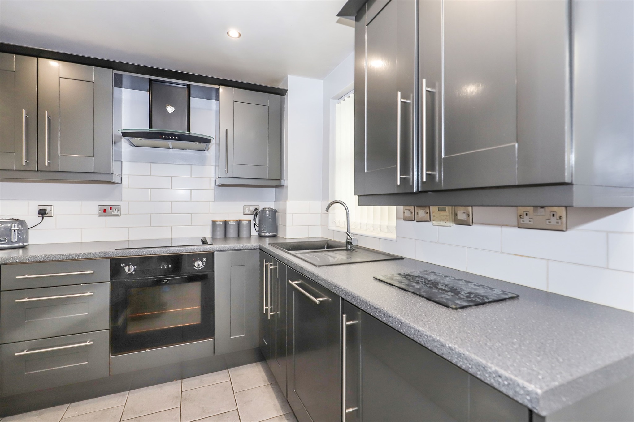 Photos of Yale Drive, Wednesfield, Wolverhampton WV11 56907168 Zoopla