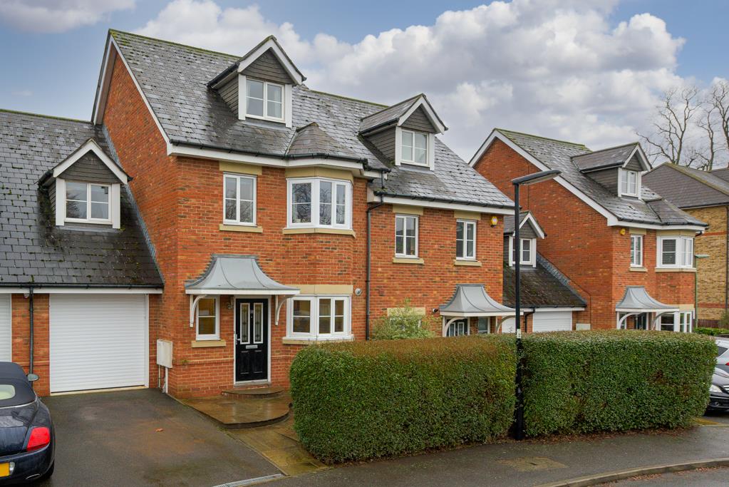 Free property report 18 Horton Crescent, Epsom, KT19 8AA Chimnie