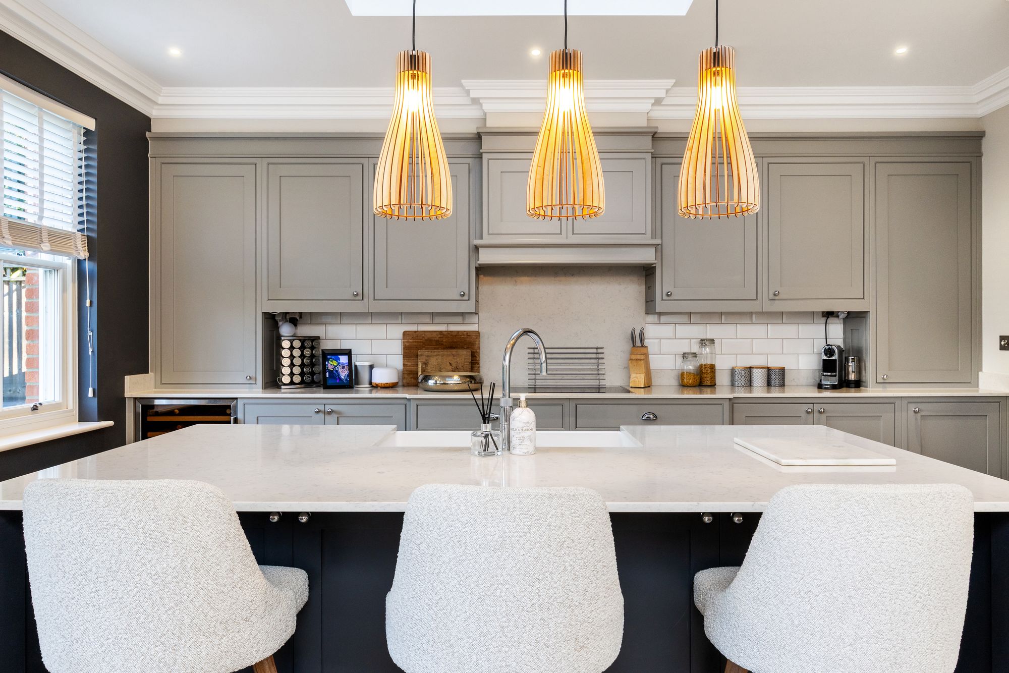 4 bedroom semi-detached house for sale 0