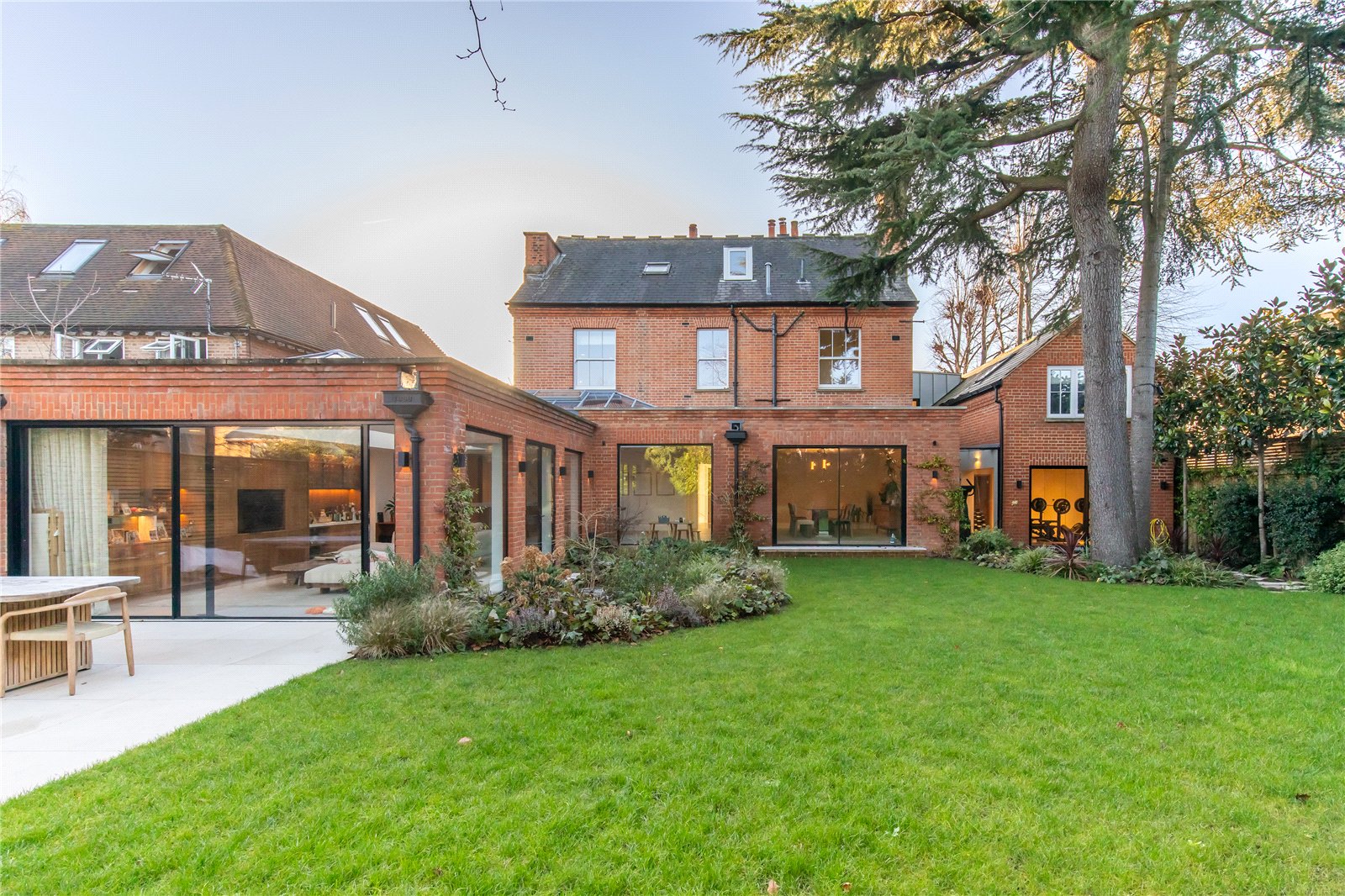 7 bedroom country house for sale 0