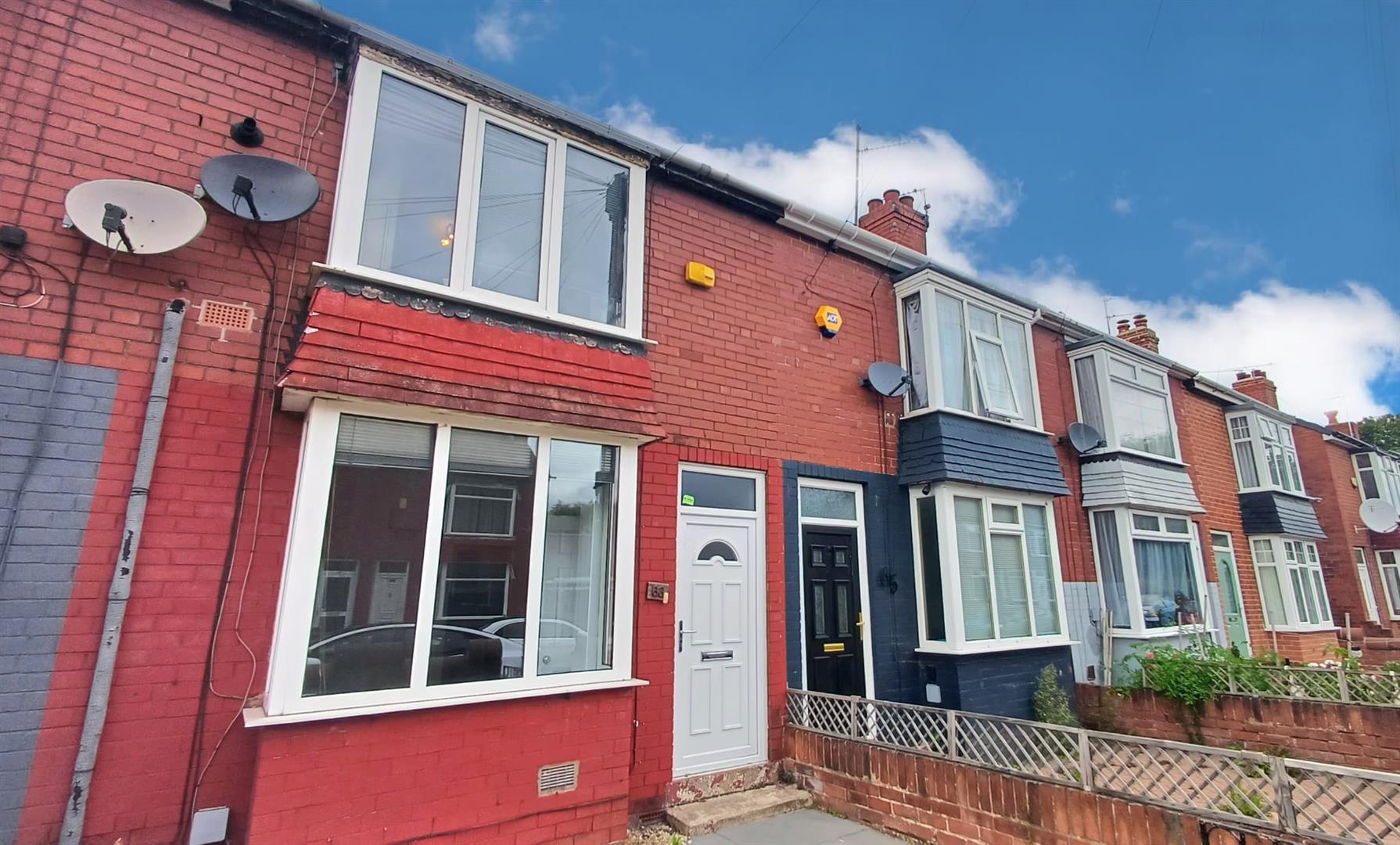 63, Grove Avenue, Doncaster photo 2