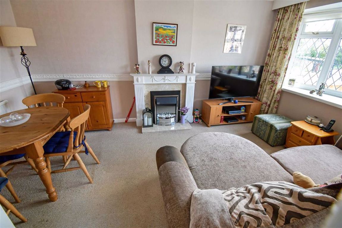 Photos of Stonesdale, Sutton Park, Hull HU7 53729340 Zoopla