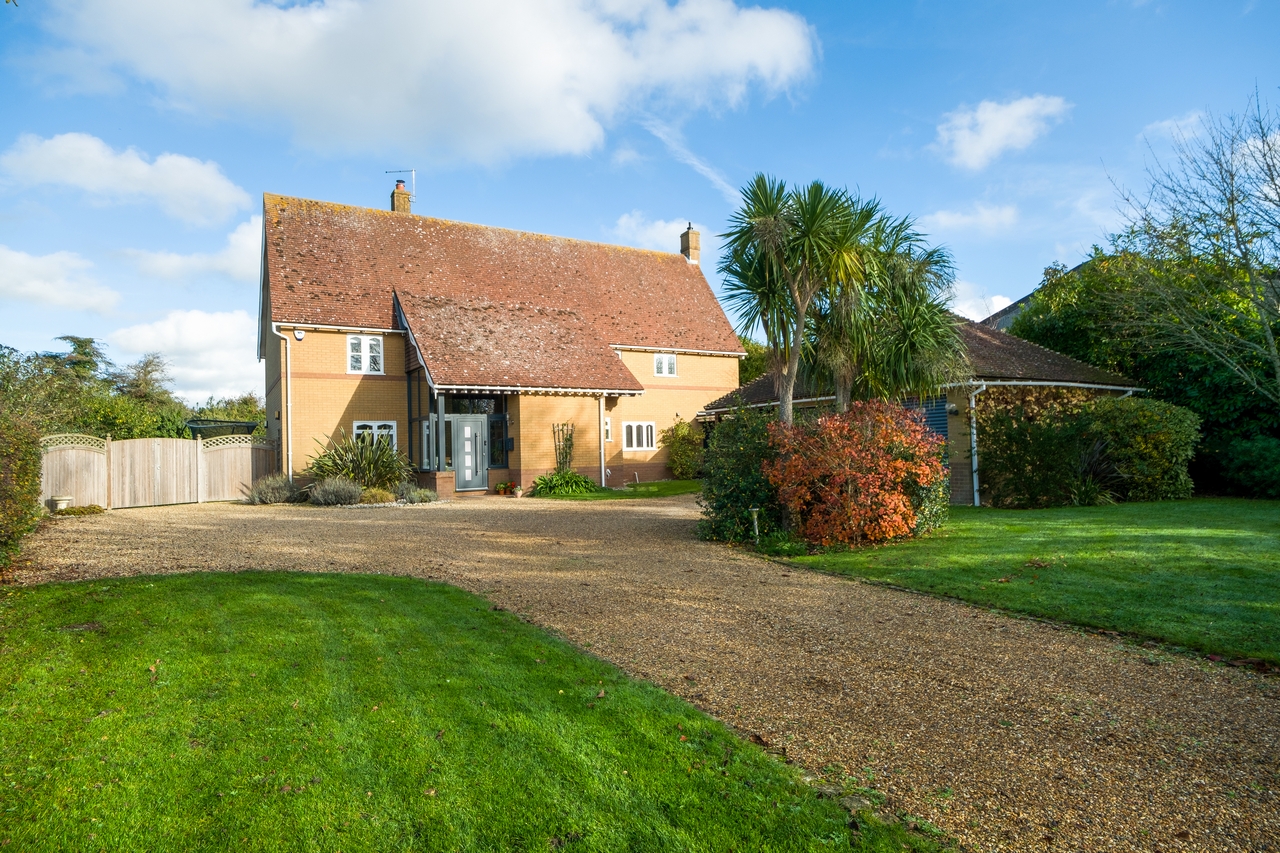 4-bed house on Jasmine House, The Street, Woodbridge, £800,000