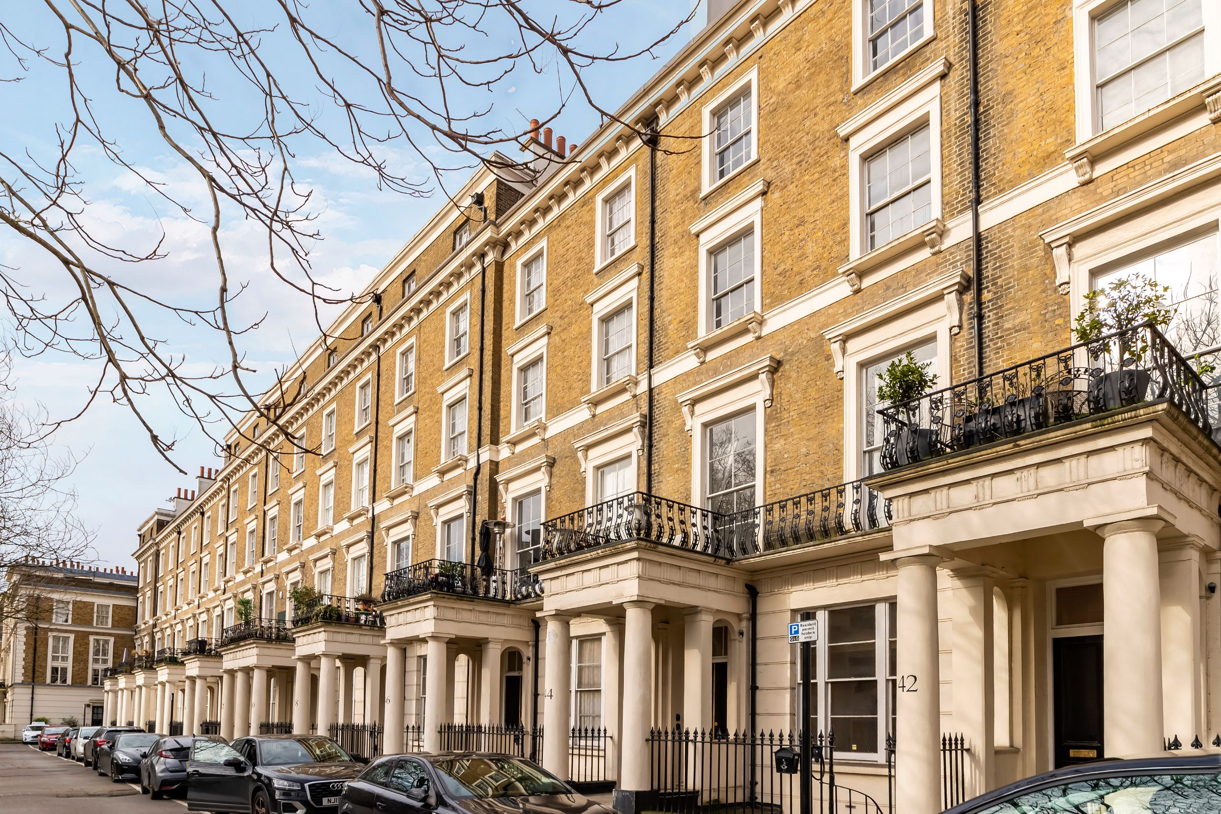 4 bedroom detached house for sale in Hayling Island