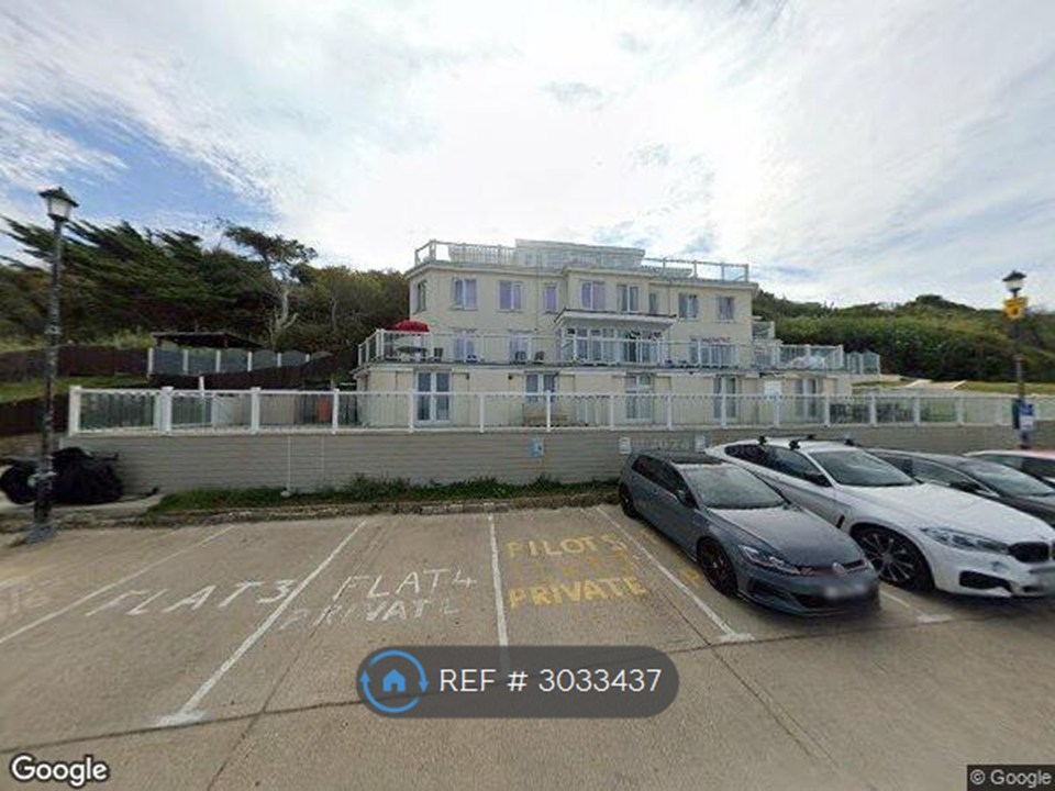 The Penthouse Apartment, Pilots Point Totland Bay, Isle Of Wight photo 2