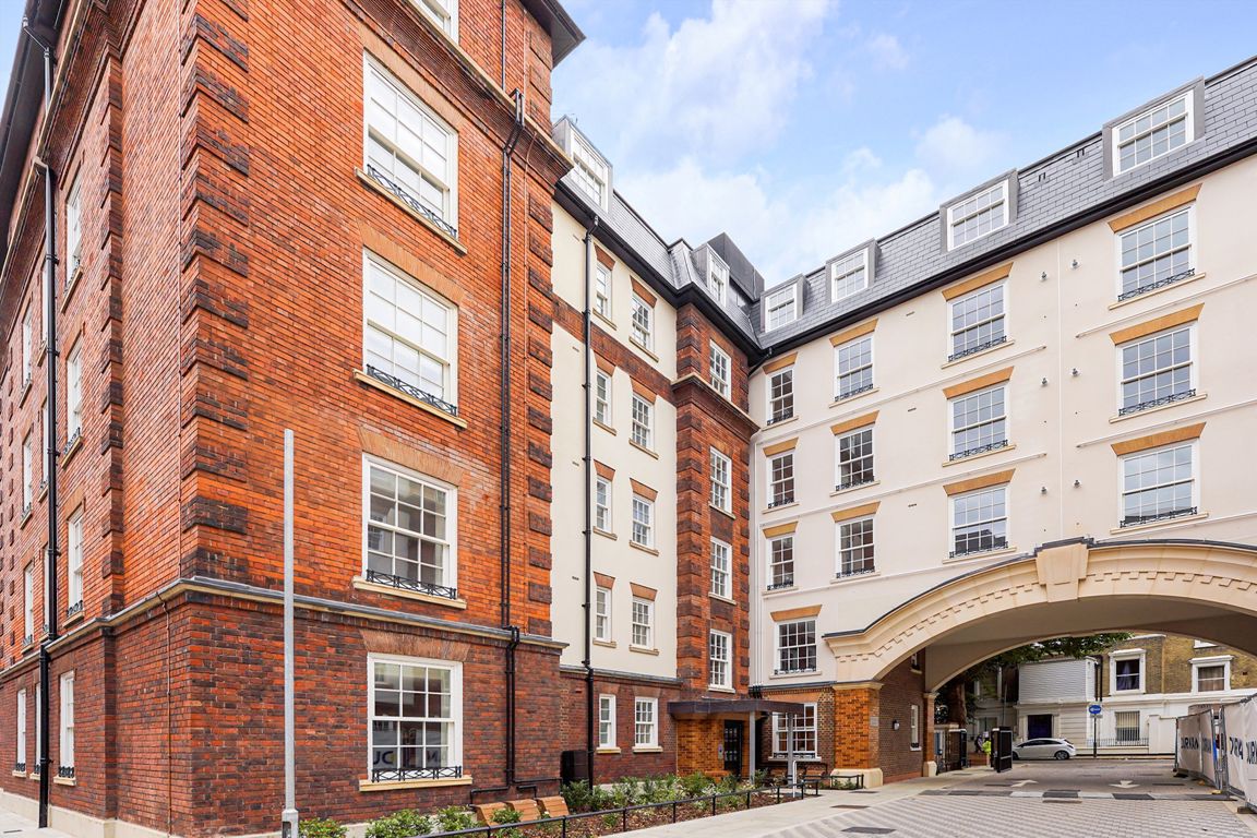 Lisgar Terrace, London photo 2