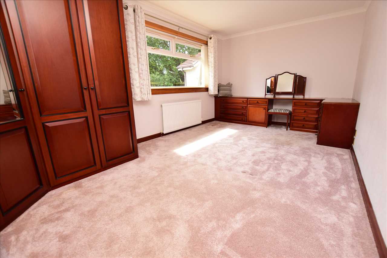 Photos of Heather Row, Carluke ML8 62529471 PrimeLocation