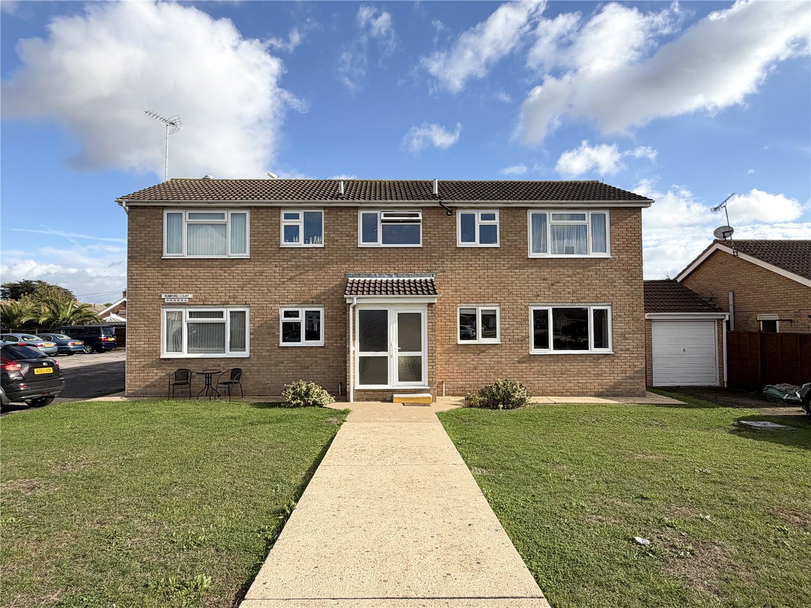 Fairlop Close, Essex photo 5