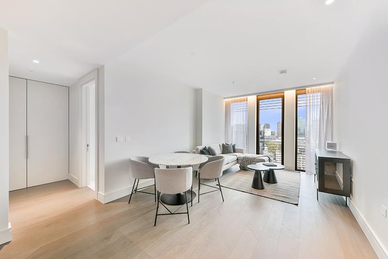 80, Houndsditch, London photo 2