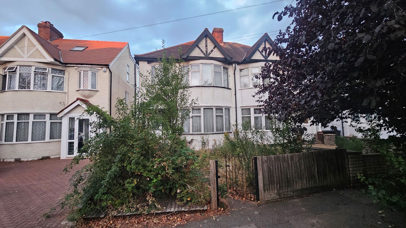 139, Springfield Avenue, London photo 5