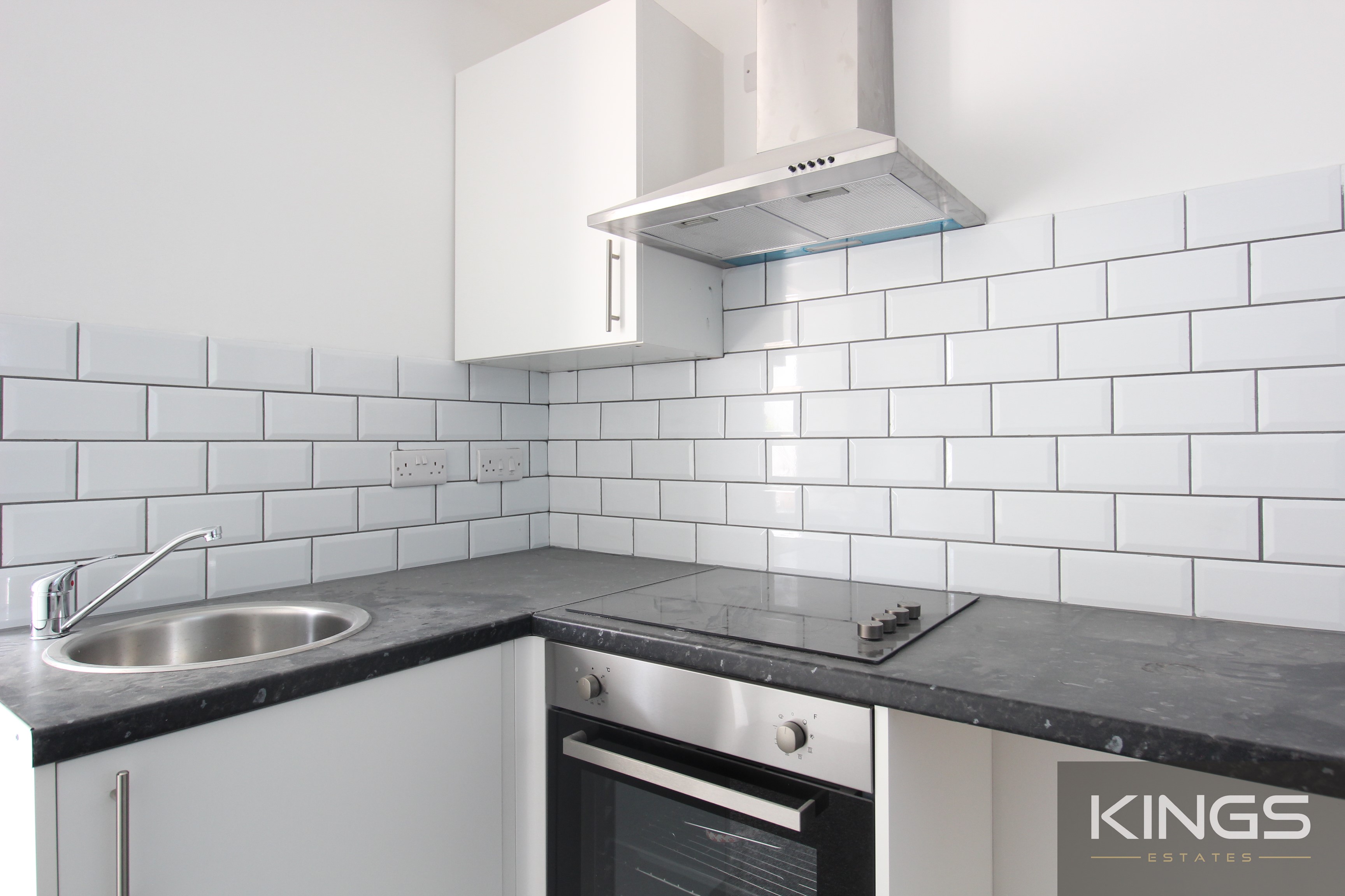 Flat 3, 6, Jonas Nicholas Square, Southampton photo 5