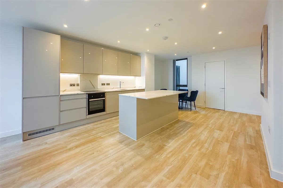 209f, Lower Bristol Road, Bath photo 5