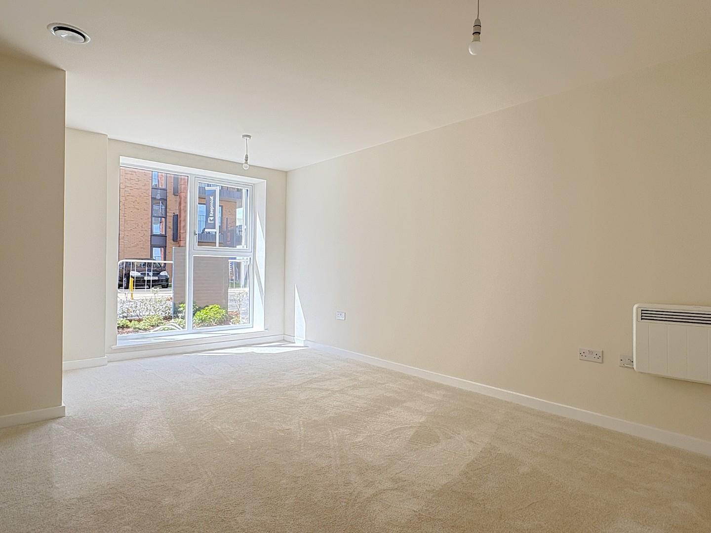 Estella Heights, Henley Approach, Northfleet photo 5