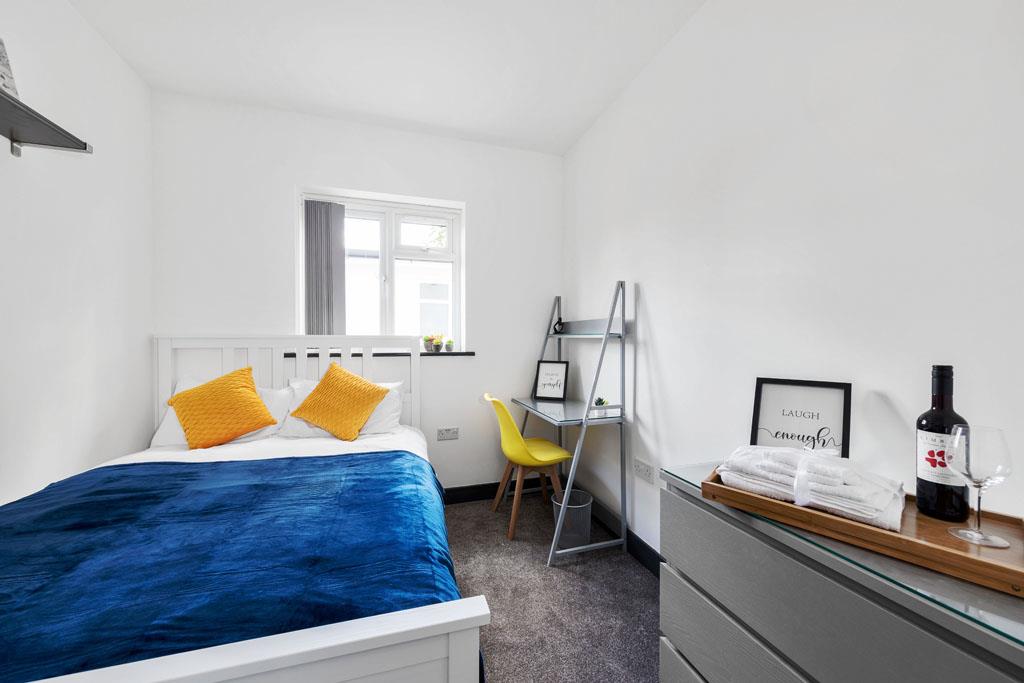 Room 3  67, Heston Avenue, Hounslow photo 5