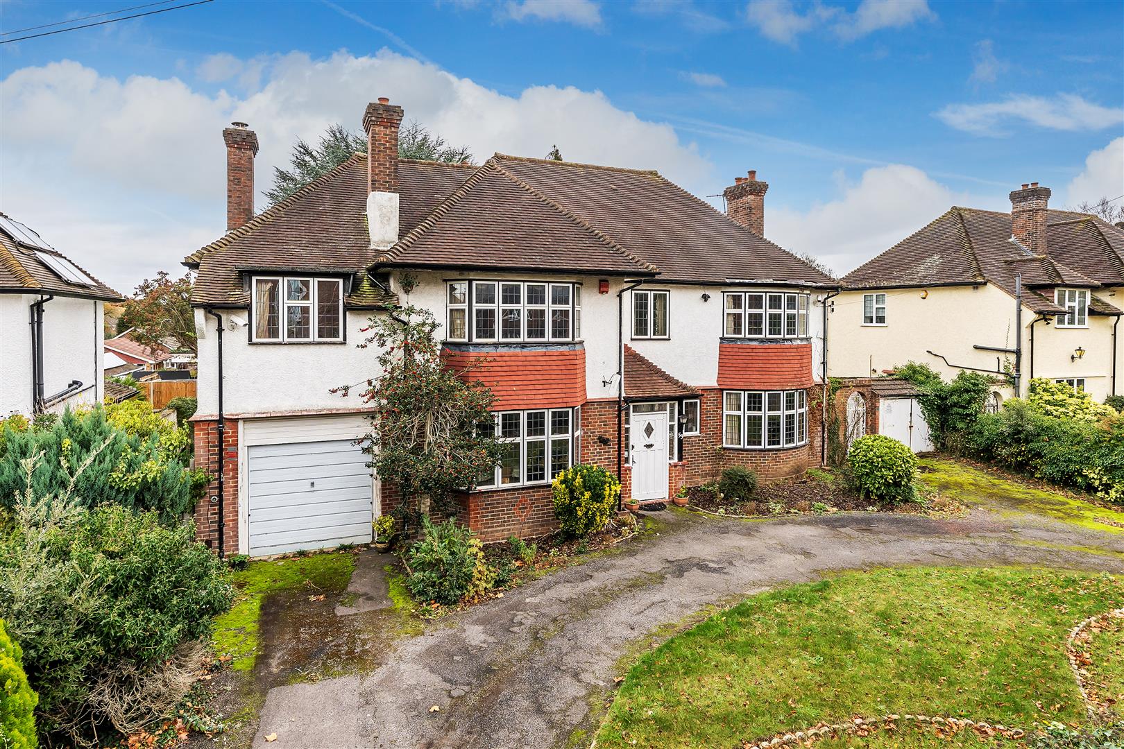 5 bedroom detached house for sale 0