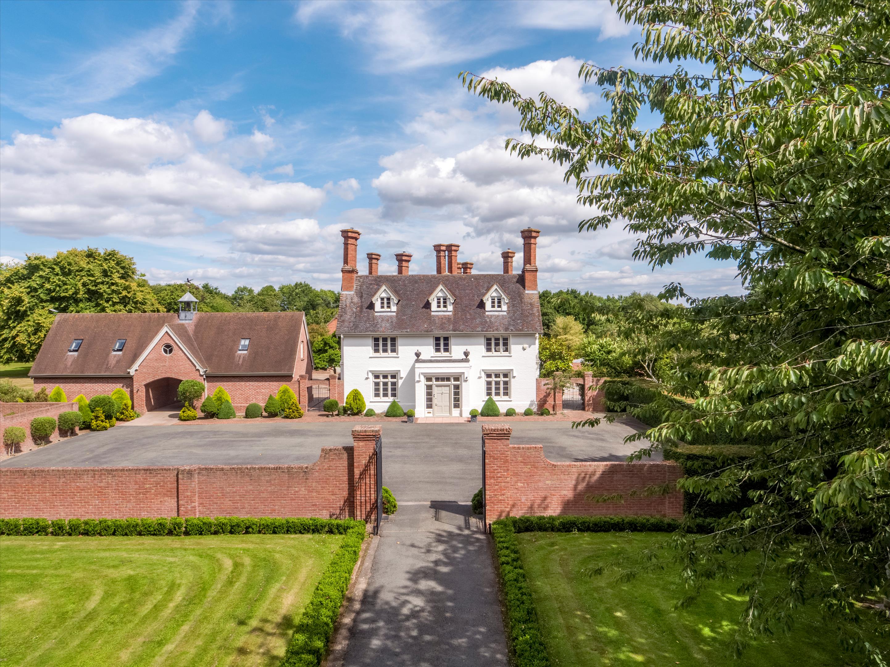 11 bedroom farm for sale 0