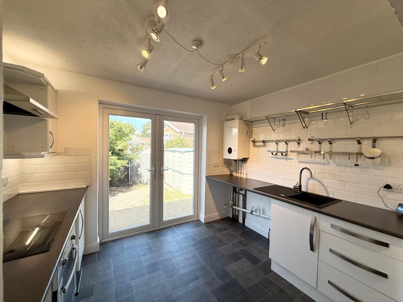 81, Leasowe Road, West Yorkshire photo 4