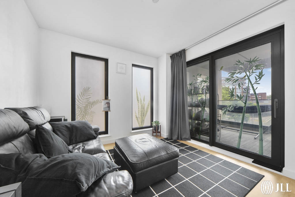 2-bed flat on Flat 5, Legacy Tower, 88, Great Eastern Road, London, £520,000