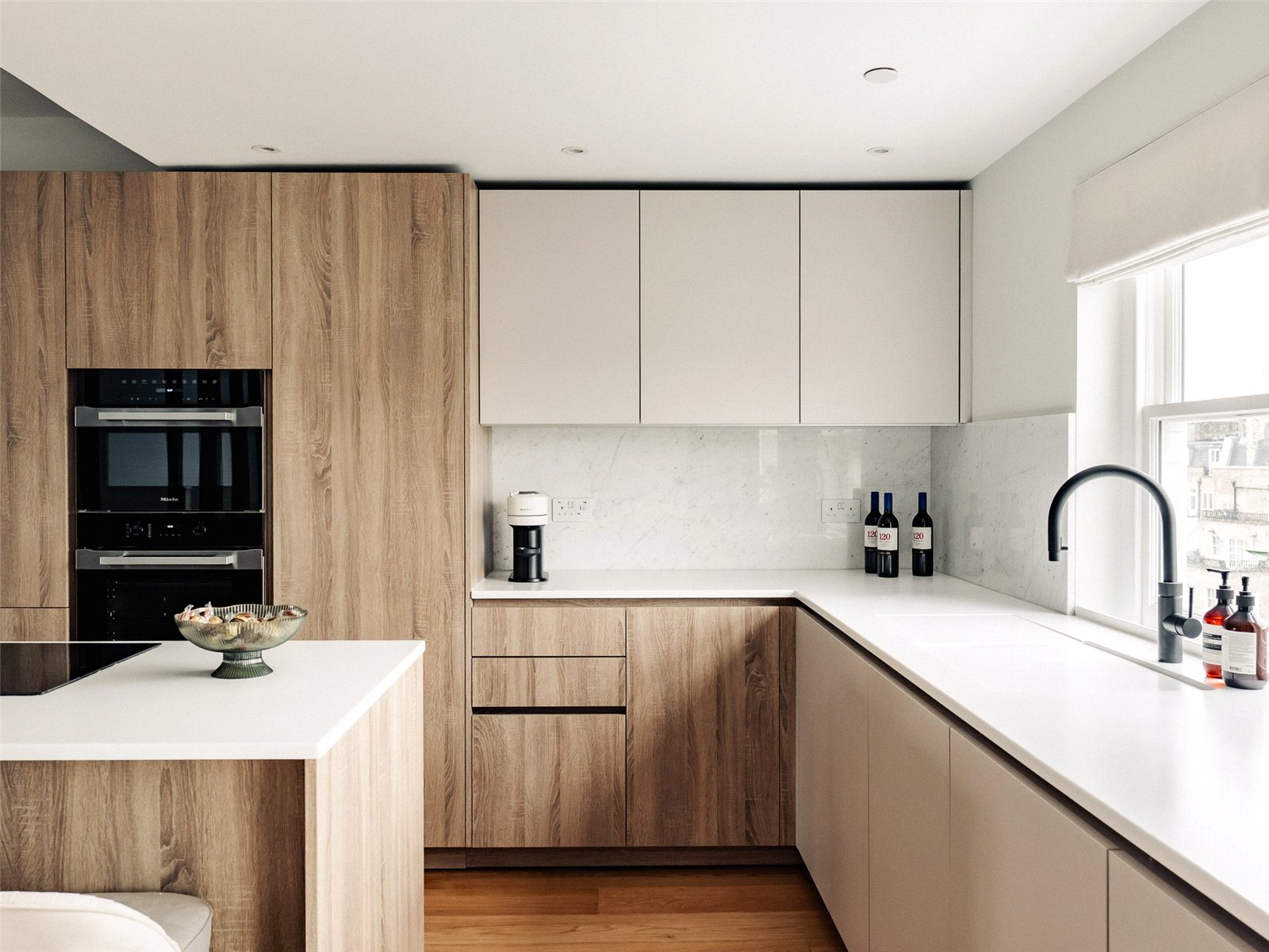 3 bedroom flat for sale 0