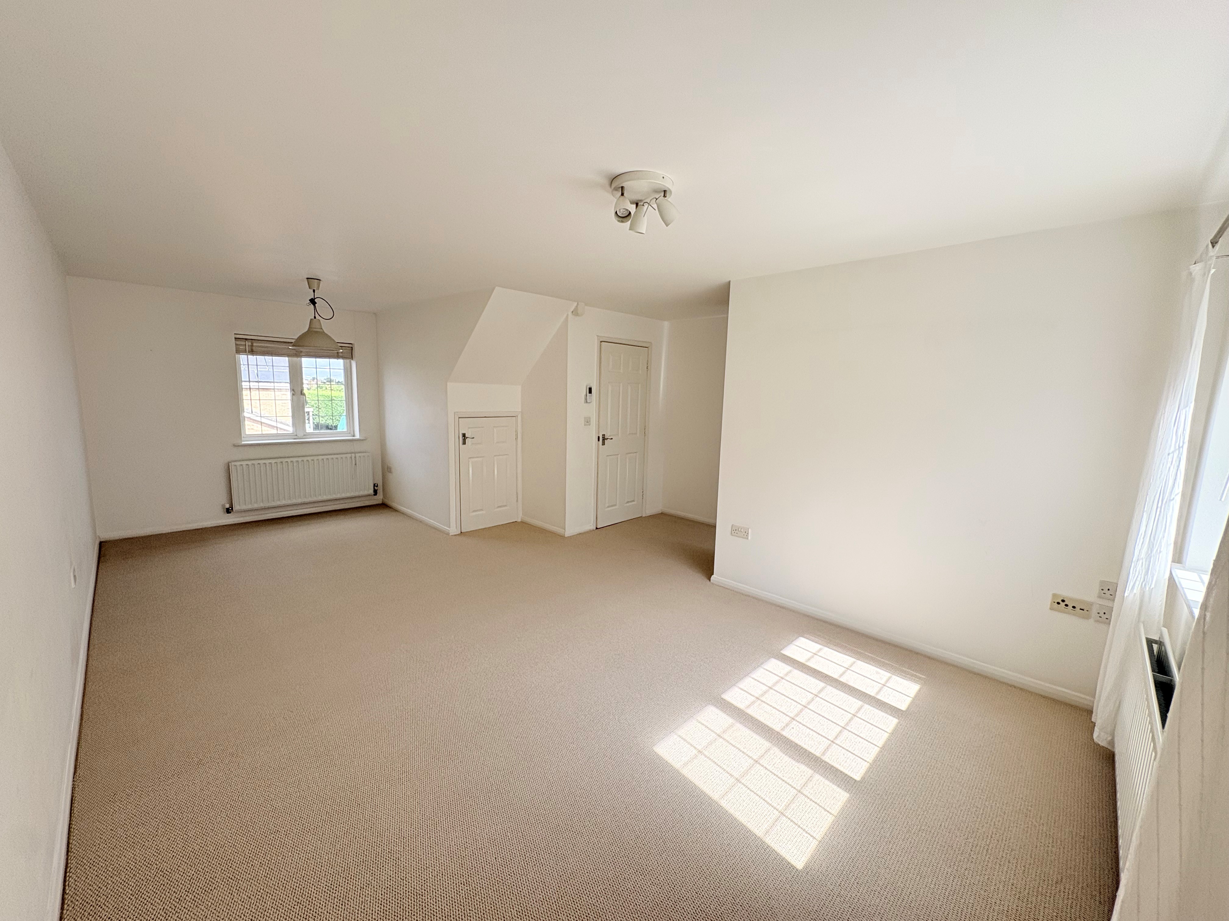 20, Fen Field Mews, PETERBOROUGH photo 4