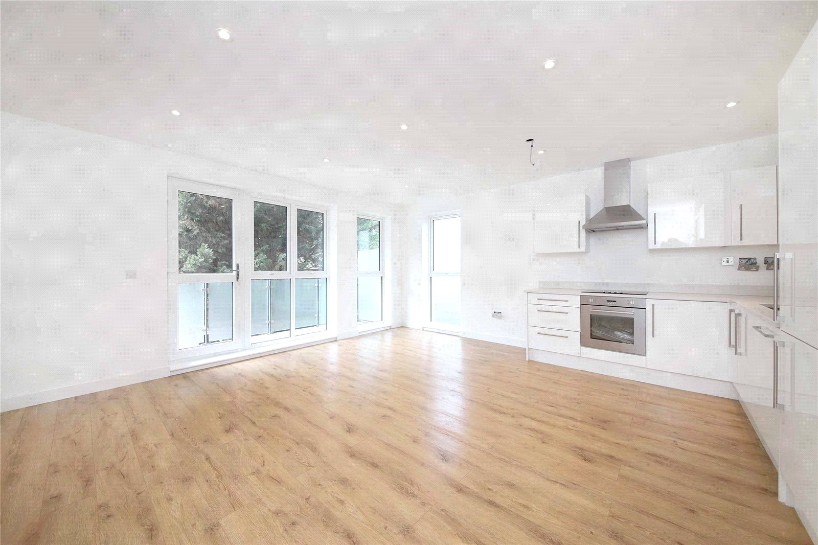 Free property report Flat 3, Carew Court, 1A, Thayers Farm Road