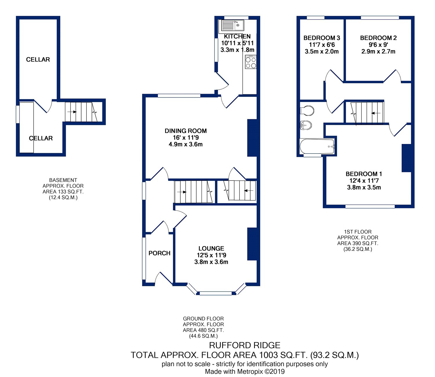 3 Bedrooms Terraced house for sale in Rufford Ridge, Yeadon, Leeds, West Yorkshire LS19