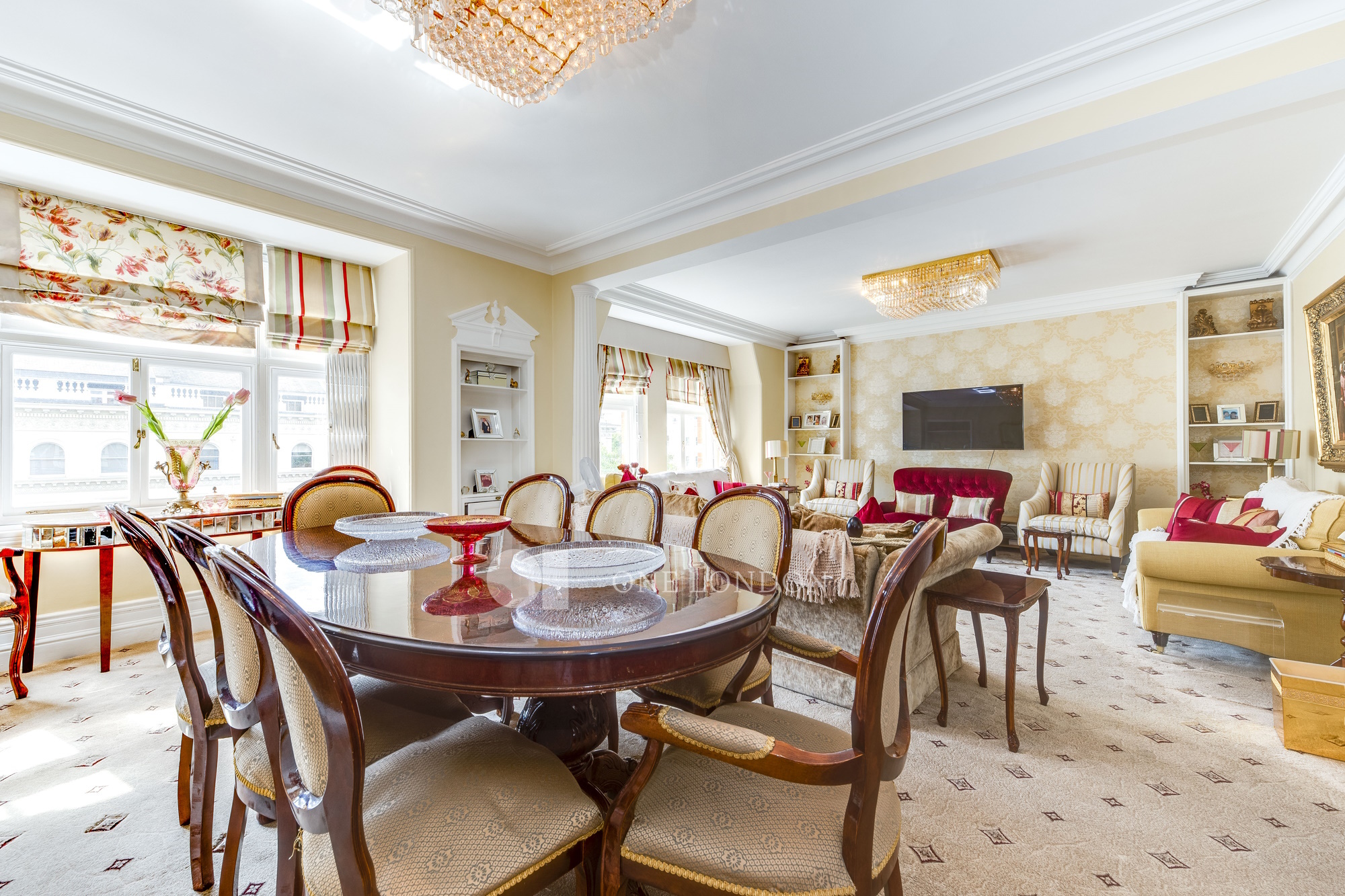 4 bedroom flat for sale 0