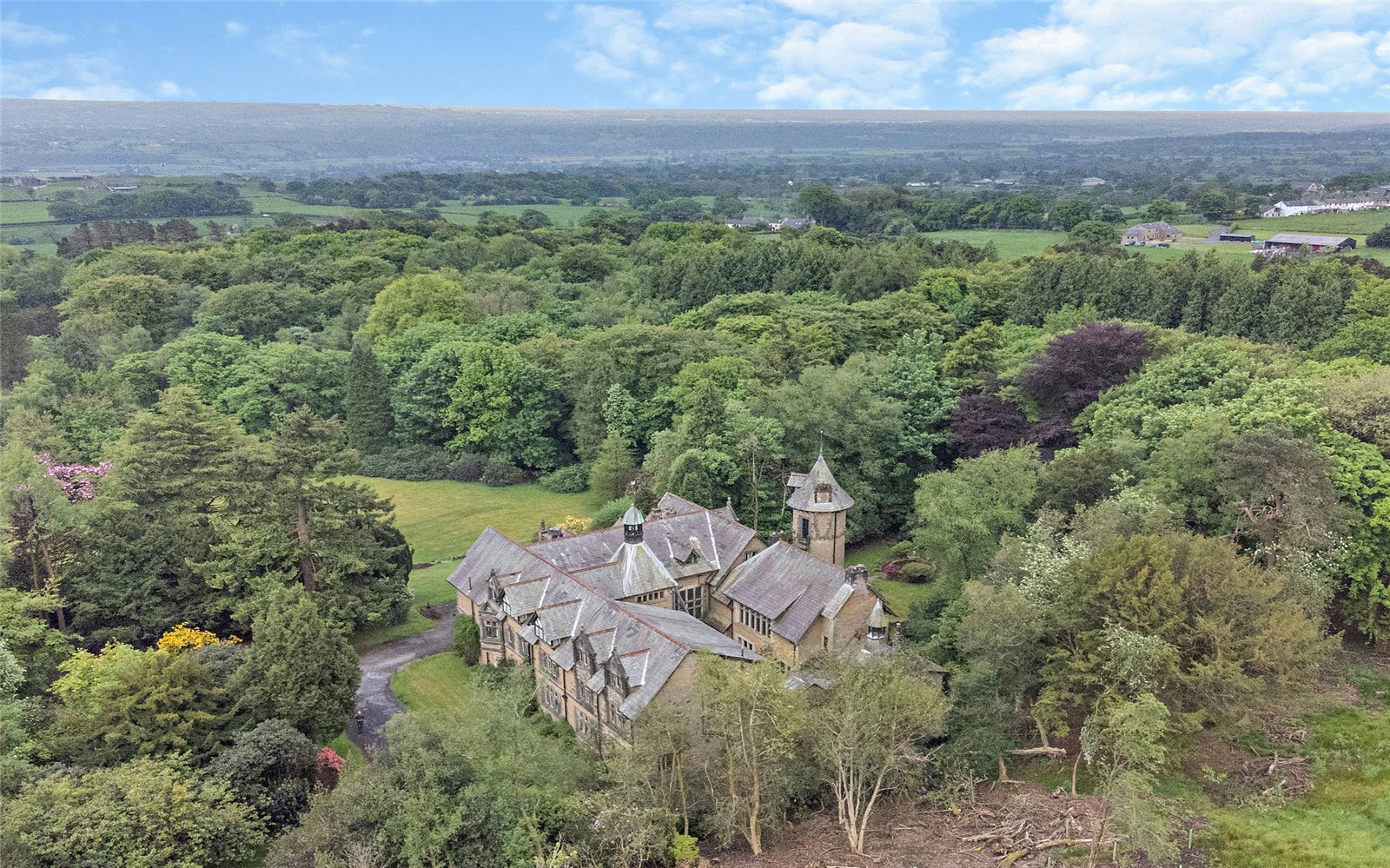 4 bedroom property for sale