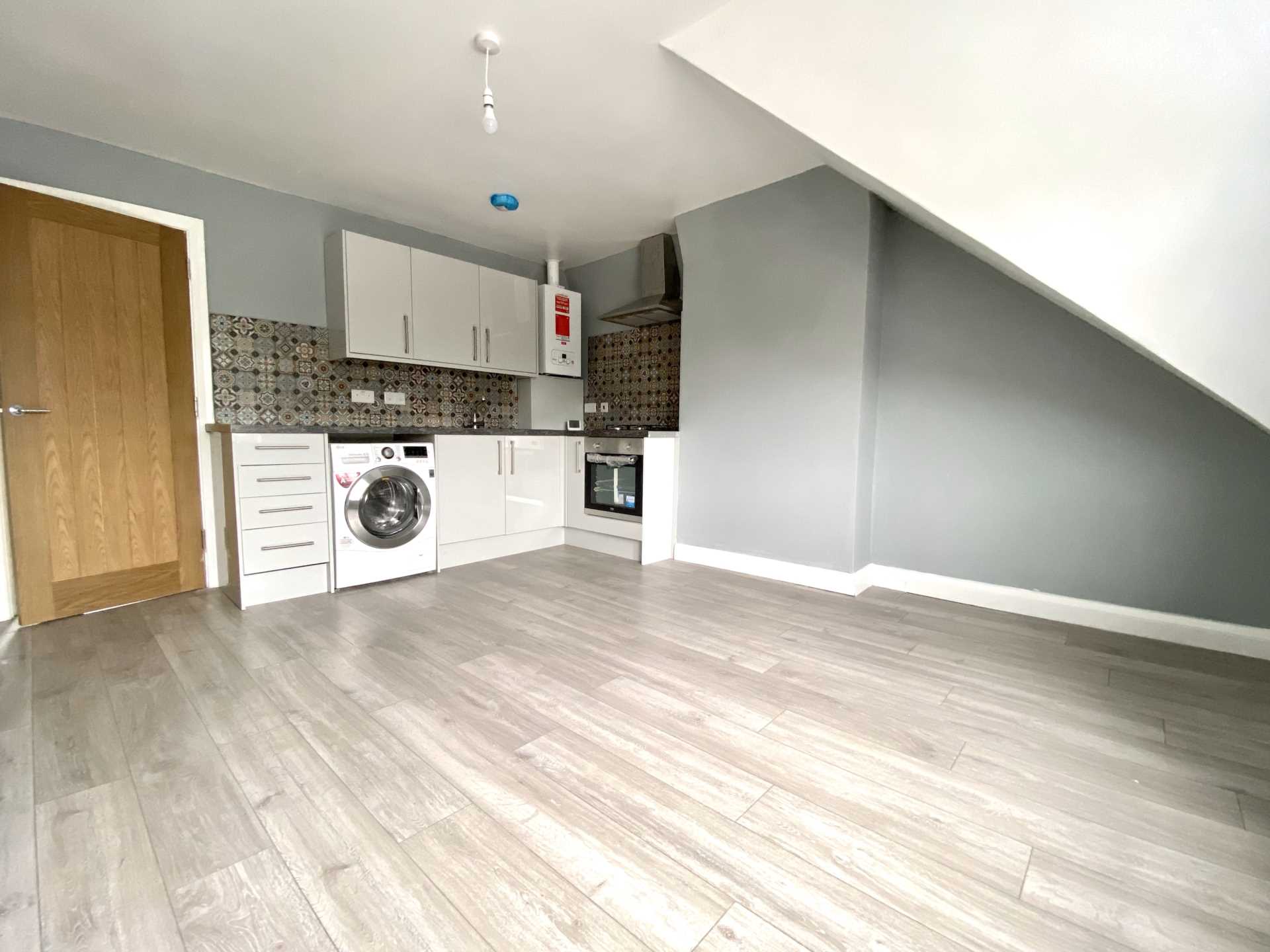220b St. Johns Road, Hemel Hempstead photo 4