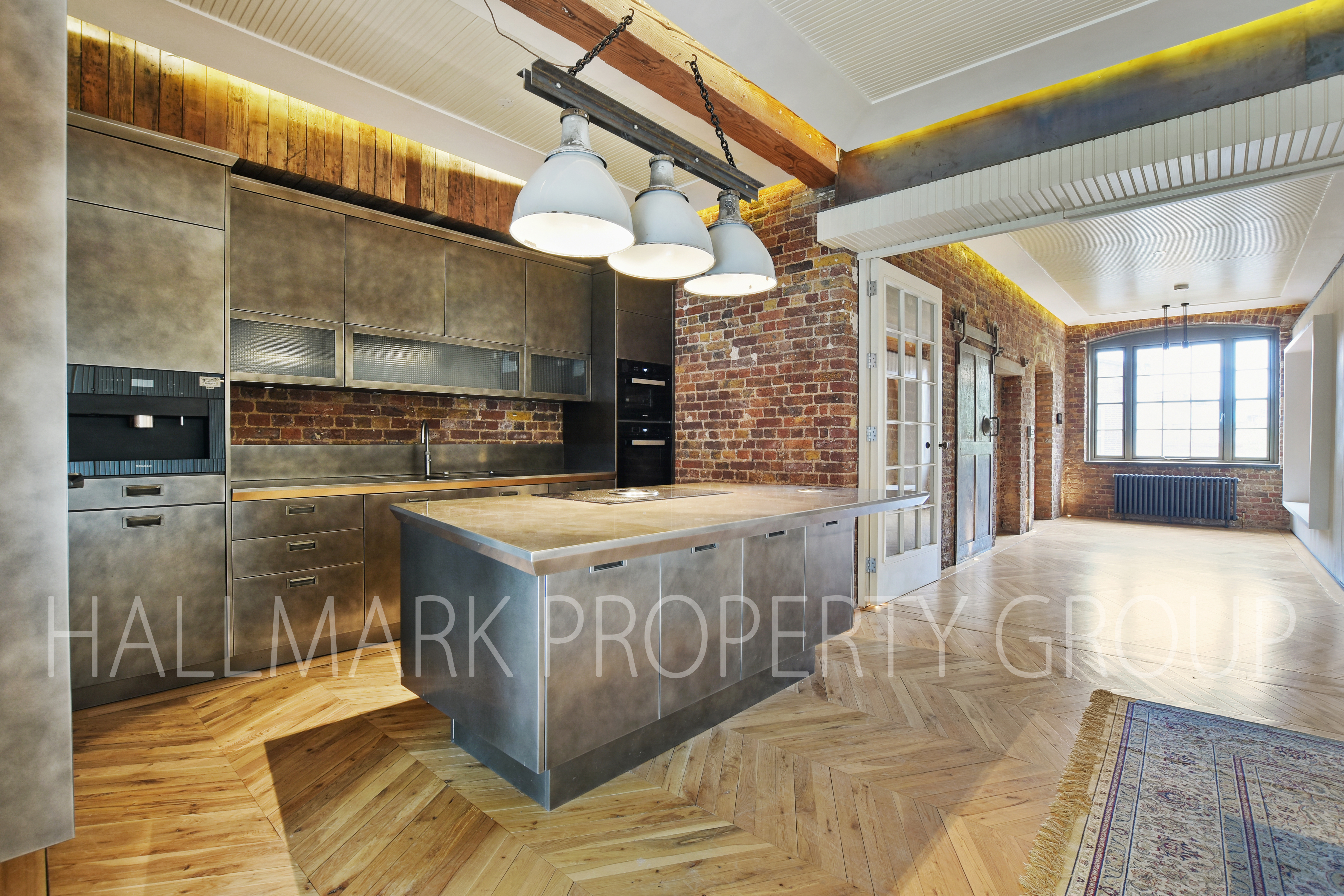 3 bedroom flat for sale 0