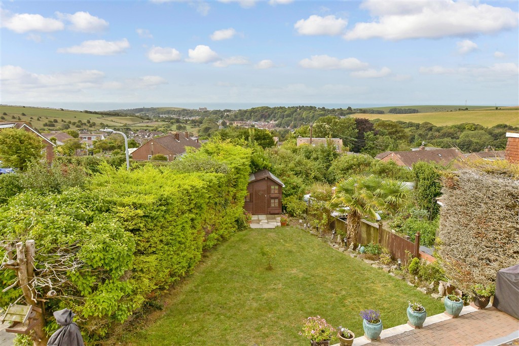 4-bed other on Rosedene Close Woodingdean, Brighton, £685,000