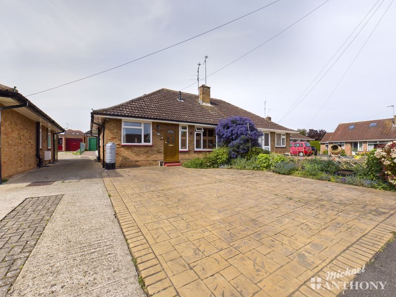 Photos of Windermere Close, Aylesbury HP21 61428547 PrimeLocation