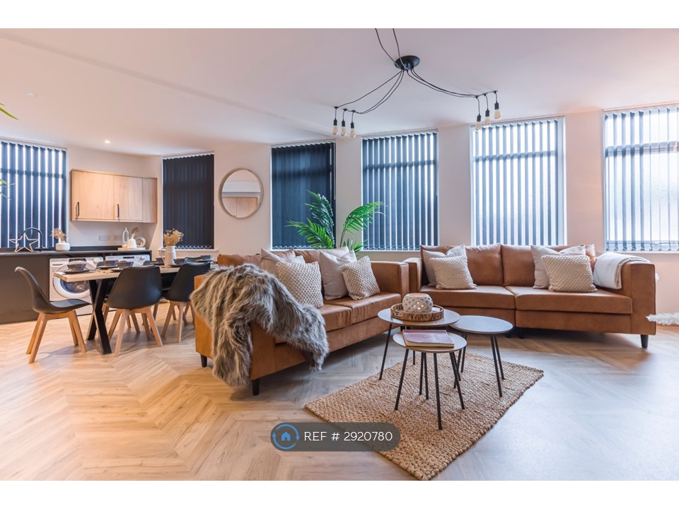 1-bed house on Binns Road, Liverpool, £600/mo