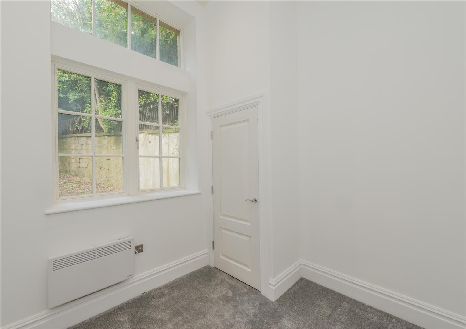 Photos of 8 Cliff Oaks, Fawcett Lane Wortley, Leeds LS12 67266610