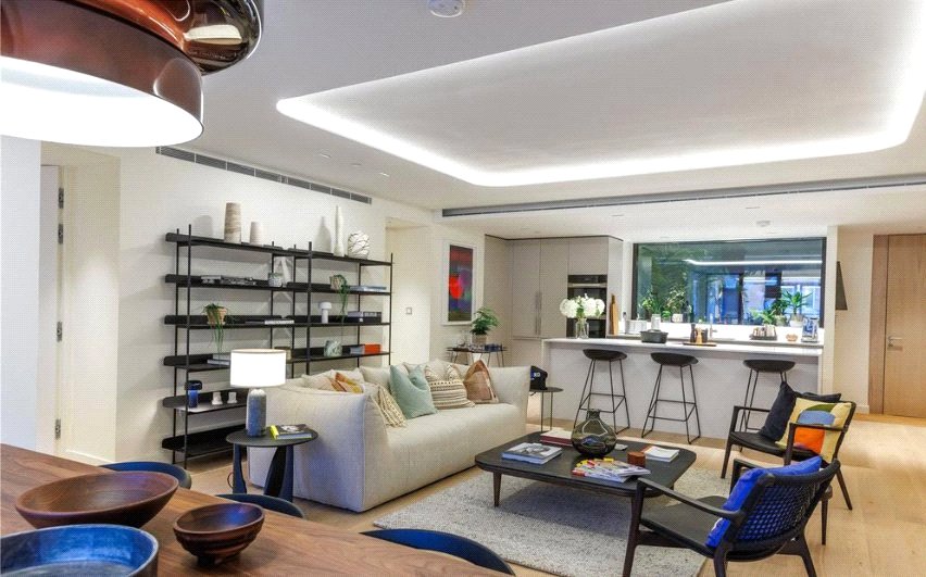 3 bedroom flat for sale 0