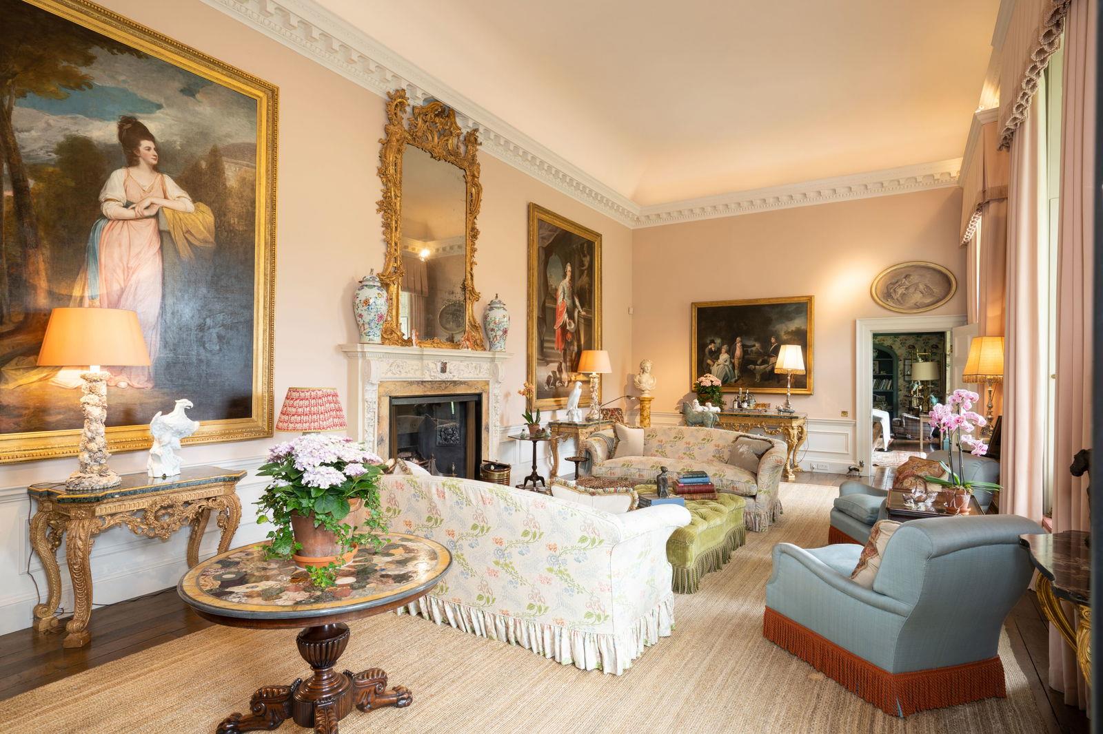 9 bedroom country house for sale 0