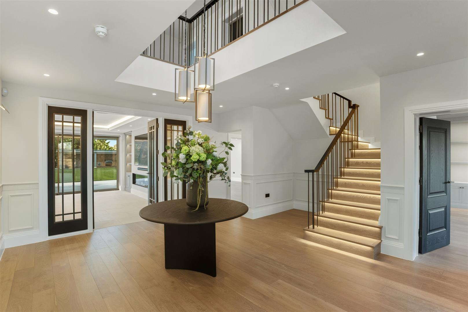 6 bedroom detached new house for sale 0