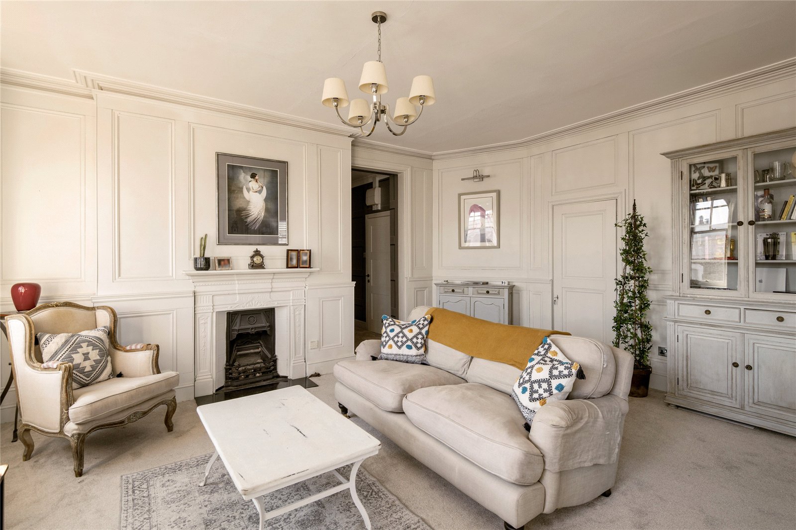 2 bedroom flat for sale 0